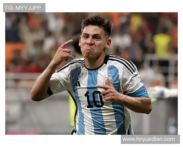 阿根廷早期足球明星的传奇故事与辉煌成就回顾